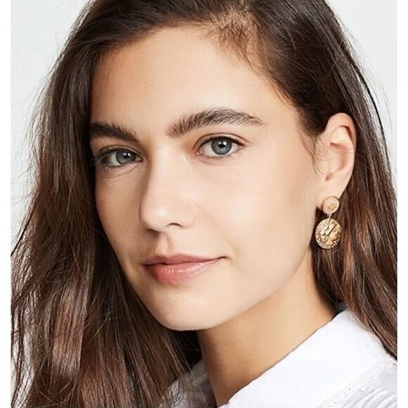 Tory Burch Mother of Pearl Logo Coin Medallion Drop Earrings New Ivory/Tory Gold - Picture 4 of 12